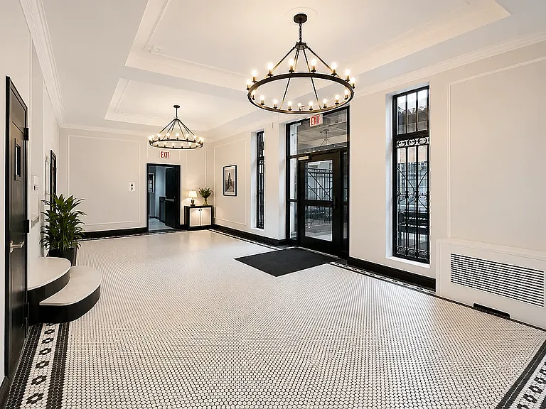 3495 Broadway #34 — Photo 9