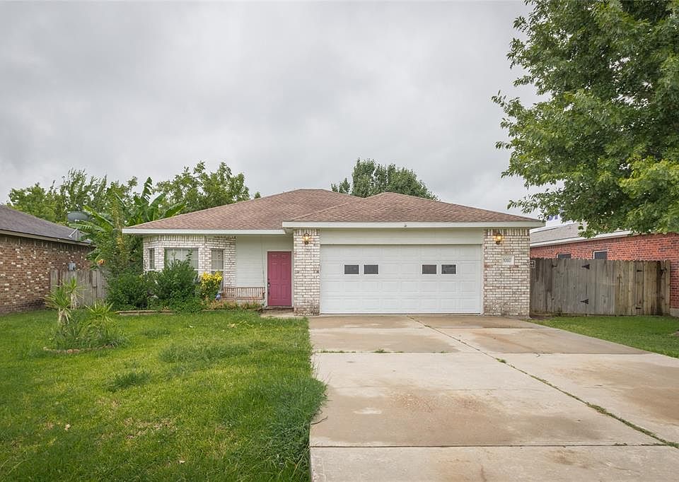 1st image of 10607 Twin Circles Dr