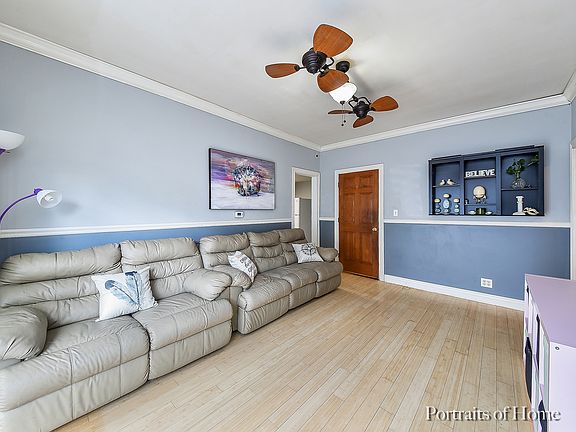 4th image of 303 W Washington St