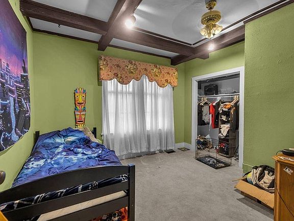 4th image of 223 S Edward St #1