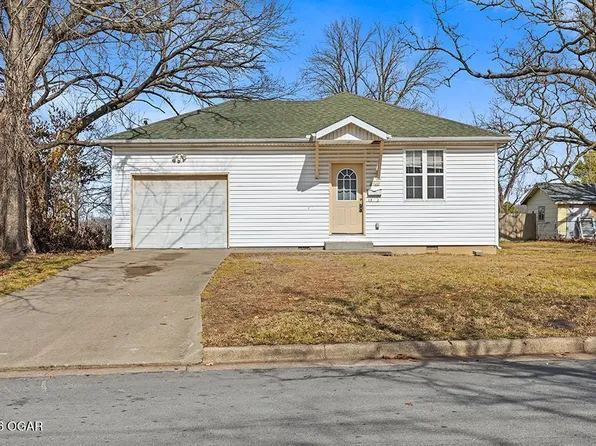 1743 E Central St, Joplin, MO 64801