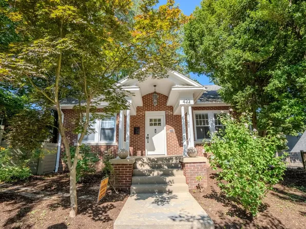 422 S Hawthorne Dr, Bloomington, IN 47401