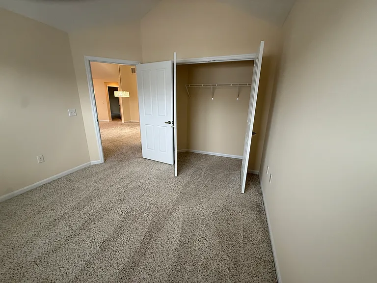9335 Elizabeth Ln — Photo 8