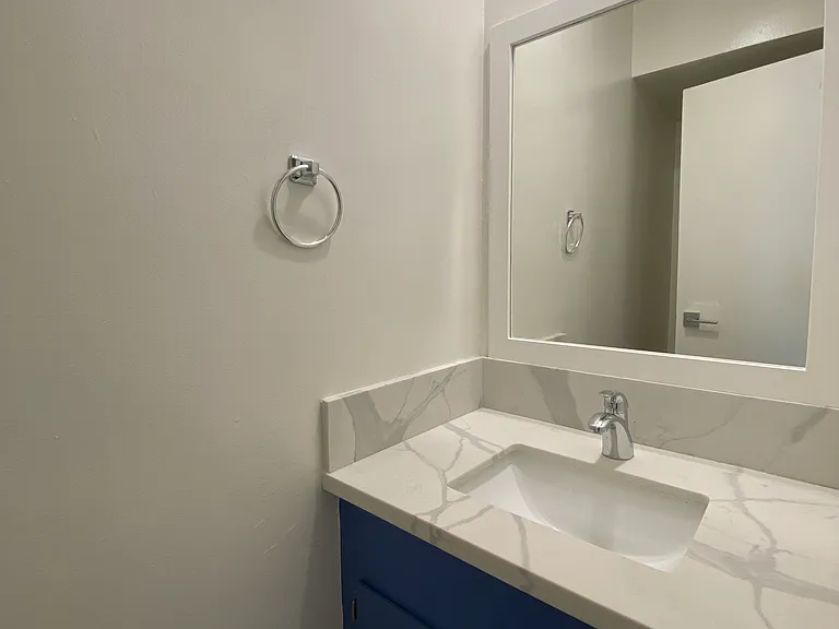 13504 Moorpark St #2 — Photo 3
