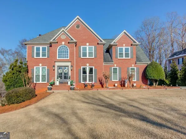 5937 Legend Ct, Hoschton, GA 30548