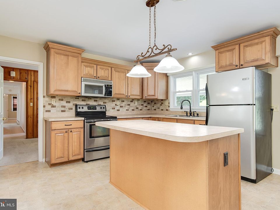13516 Blairs Valley Rd, Clear Spring, MD 21722 Zillow