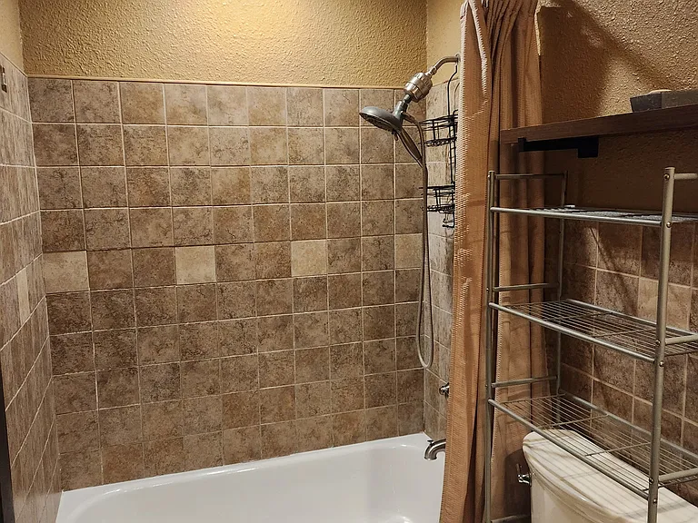 826 Wood Dr — Photo 6