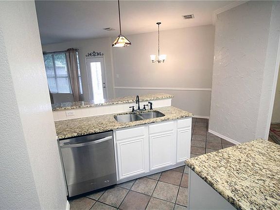 5th image of 1652 Big Bend Dr
