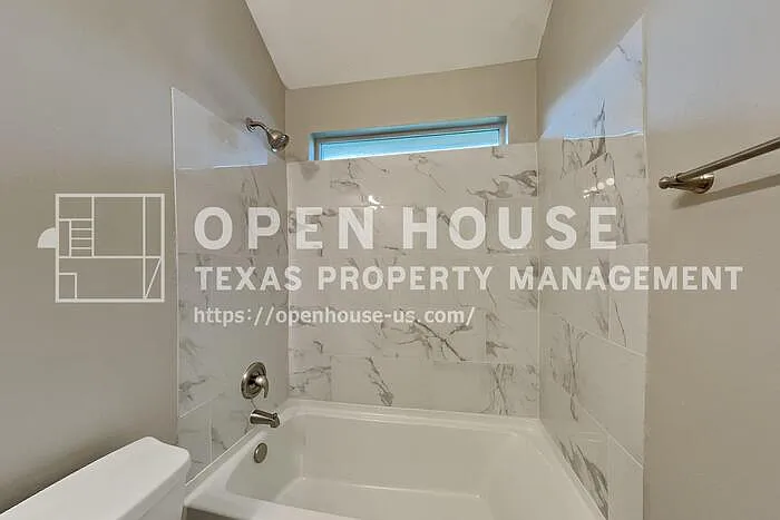 22502 Holbrook Springs Ct — Photo 17