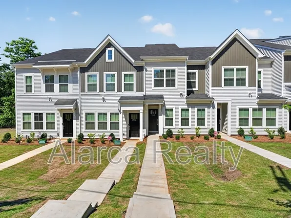 2962 Sloan Dr, Charlotte, NC 28208