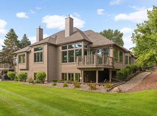 3691 Village Ct, Woodbury, MN 55125