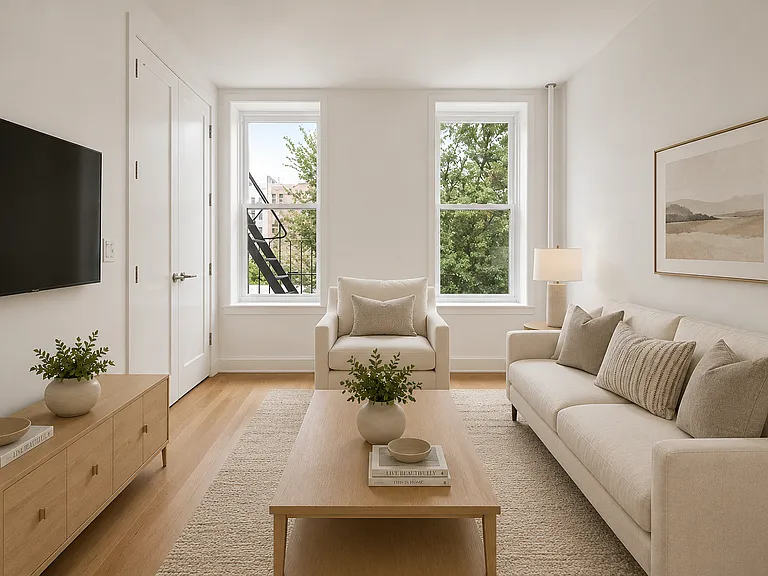 11 Stagg St #2-L — Photo 1