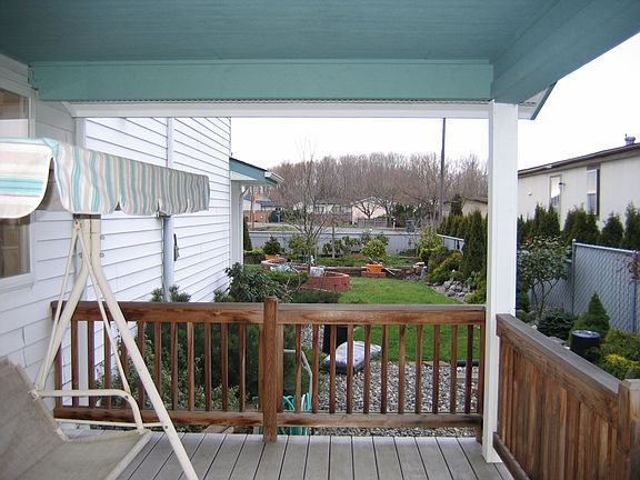 Private deck off master bedroom