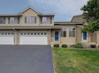 13485 Settlers Ridge Ln, Burnsville, MN 55337