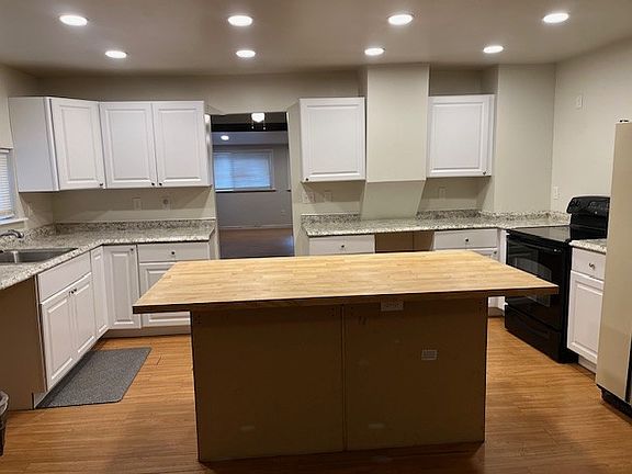 2nd image of 1203 S 23rd St