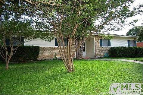 2nd image of 8413 Greenbrier Dr