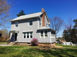 10 Cherry Hl, Holyoke, MA 01040