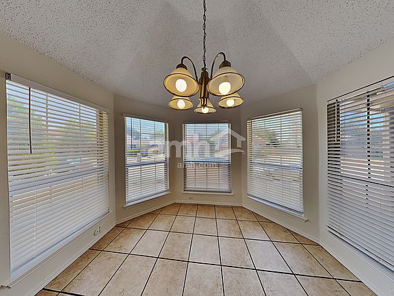 5th image of 731 Greenridge Dr