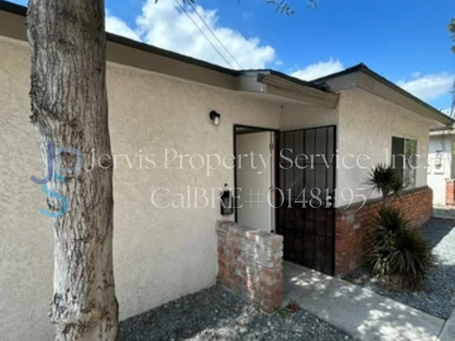 2 bed, $2,600 — Photo 1