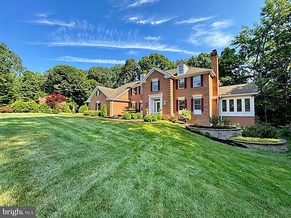 2nd image of 8170 Plowden Dr