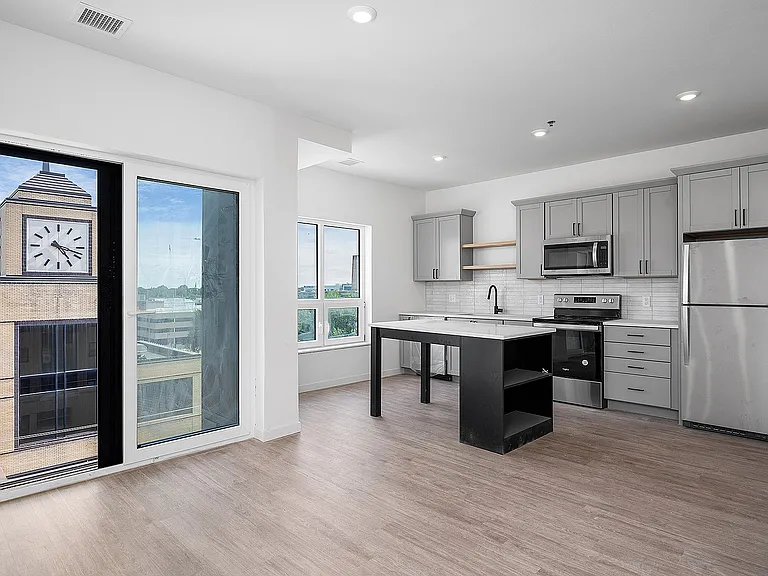 _. Franklin 1.3 - Living and Kitchen _ Gallery