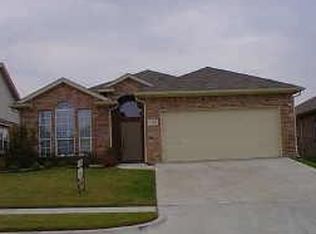 2704 Evening Shade Dr, Fort Worth, TX 76131