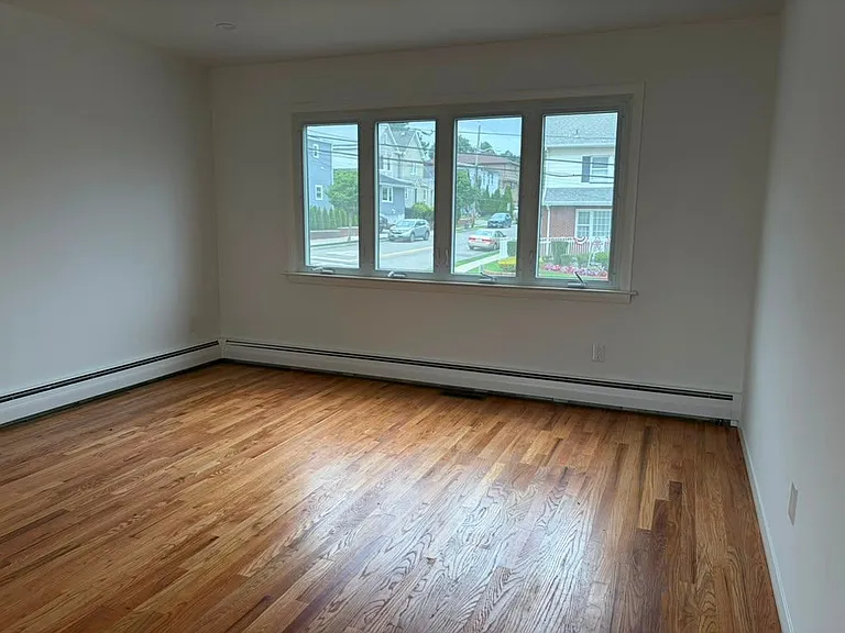 426 Broad St #1 — Photo 14