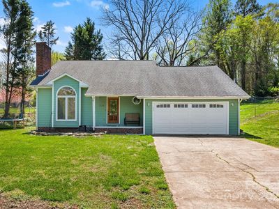 1114 Woodbine Pl NE, Lenoir, NC, 28645