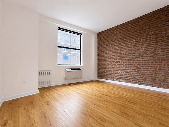 5th image of 201 E 12th St APT 314
