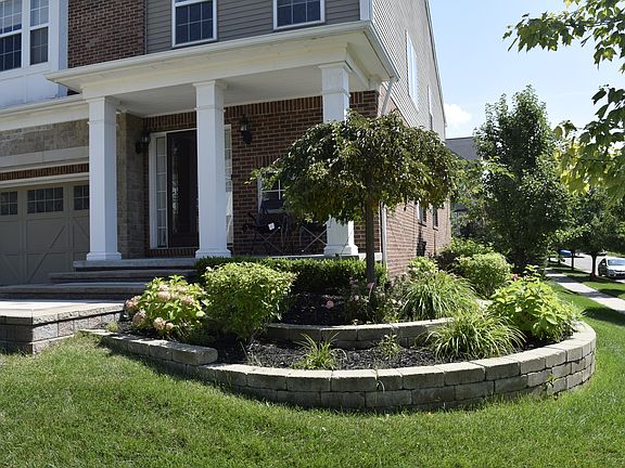 4th image of 28311 Wolcott Dr