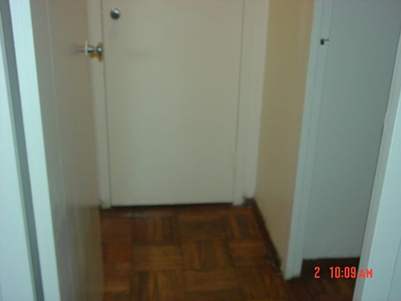 3rd image of 7 Fordham Hill Oval #1 F