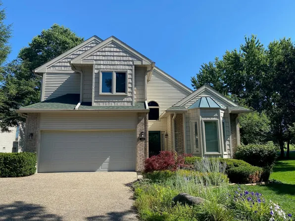 9103 S Front 9 Dr, Bloomington, IN 47401