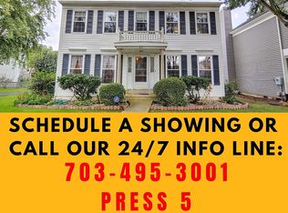65 McPherson Cir, Sterling, VA 20165