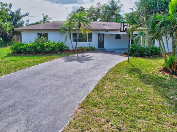 1102 SW 25th Avenue, Boynton Beach, FL 33426