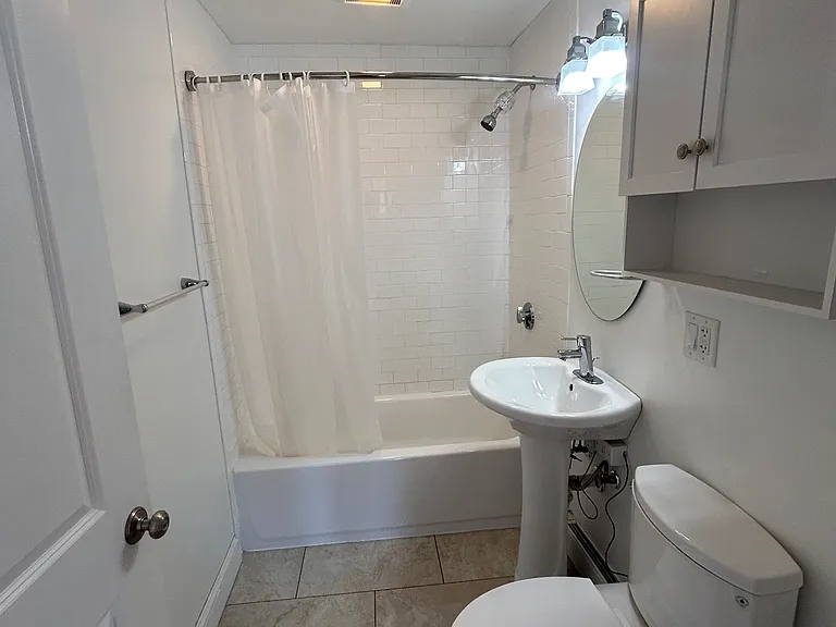 133 Summer St #17 — Photo 16