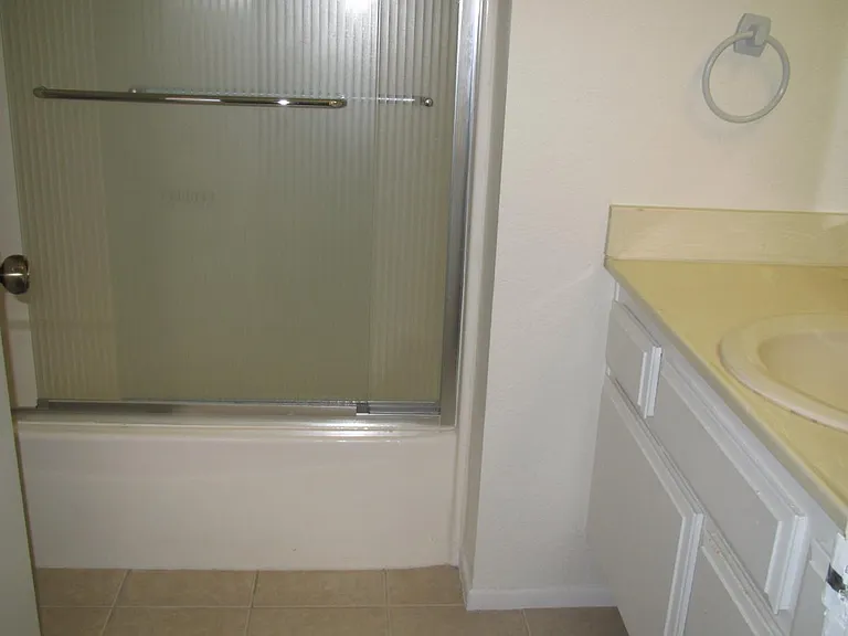 Bathtub