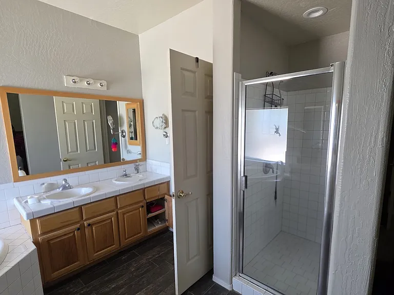 2495 S 34th Ave — Photo 15
