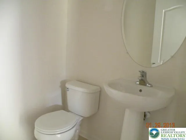 5985 Valley Forge Dr — Photo 14