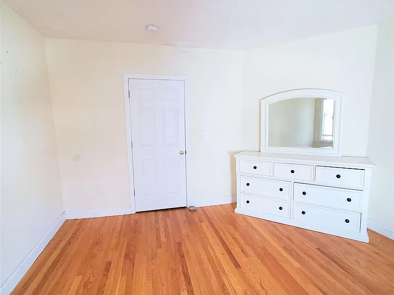 389 Columbia St #2 — Photo 17