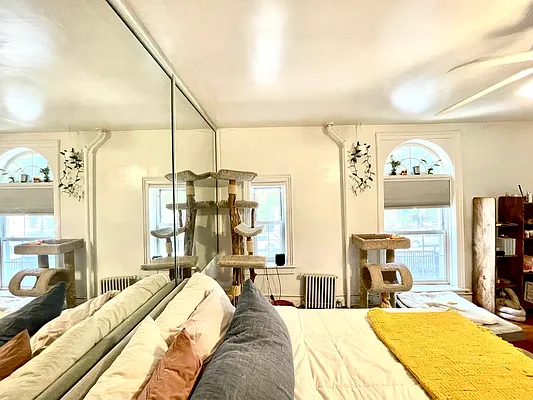 Rented by Pear NYC LLC | media 16