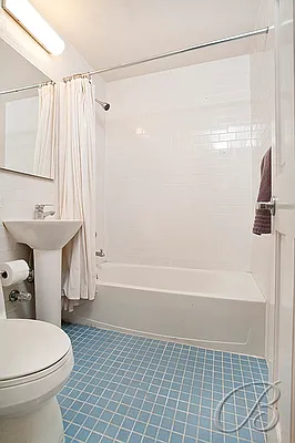 Sold by Bellmarc Realty | media 10