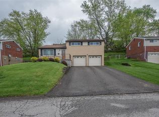 768 Cottonwood Dr, Monroeville, PA