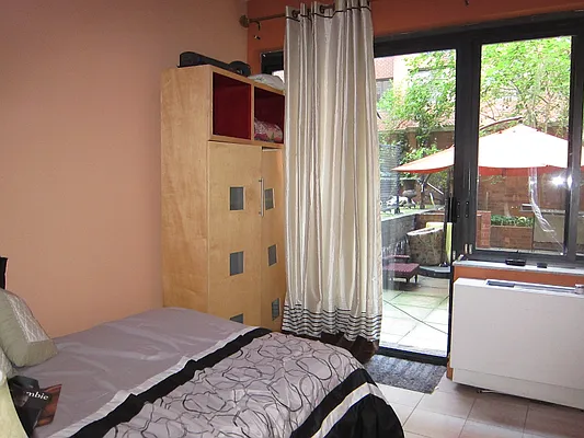 Sold by David Francis New York LLC | media 16