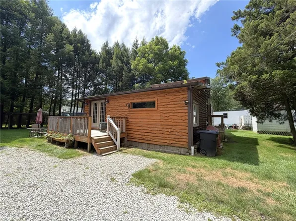 113 Goldenrod Ln, Ligonier, PA 15658