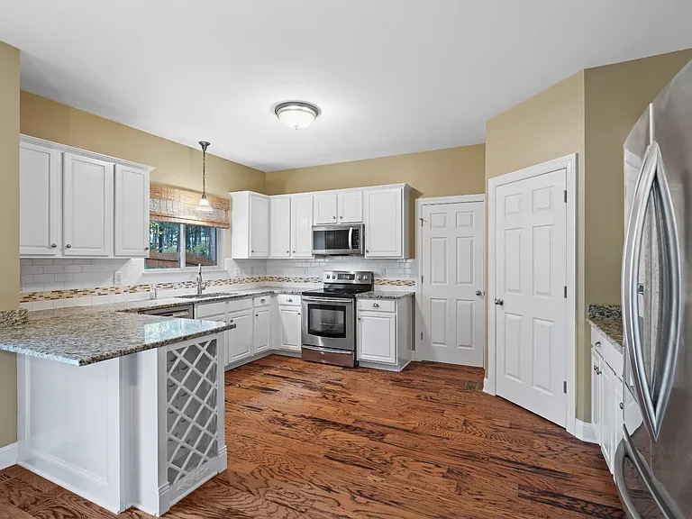 1266 Bridgeton Park Dr — Photo 15