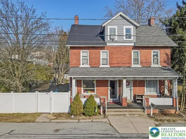 2146 Willow Park Rd, Bethlehem, PA 18020