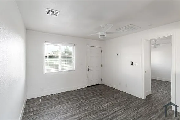 1 bed, 480 sqft, $1,095 — Photo 2
