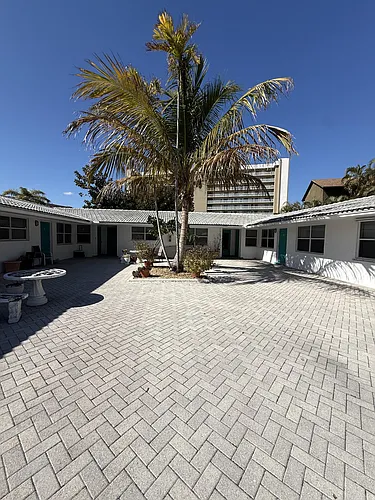 2503 N Ocean Blvd #7 Photo 1 2503 N Ocean Blvd #7 Photo 1