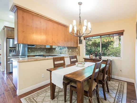 5th image of 4816 Dunman Ave