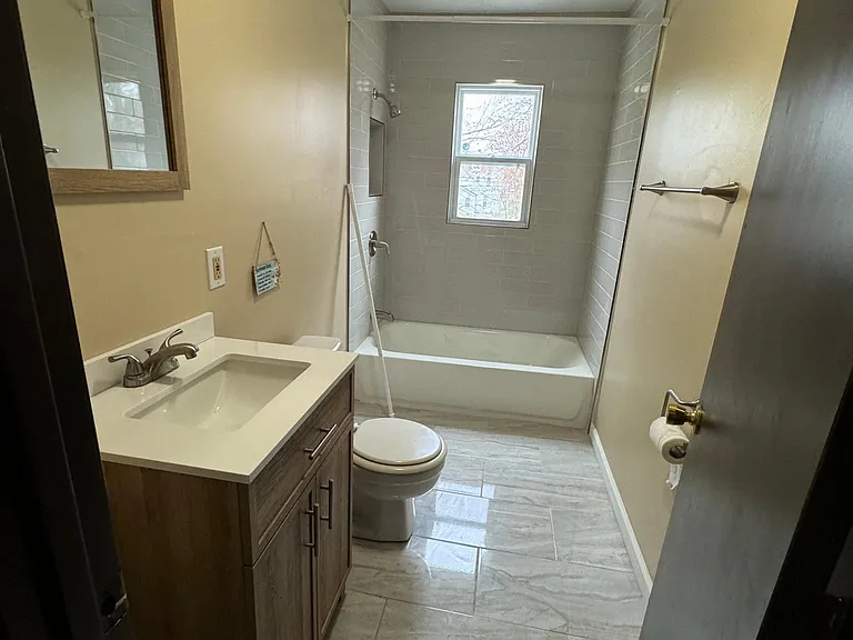 2706 Hale Ave #2 — Photo 8